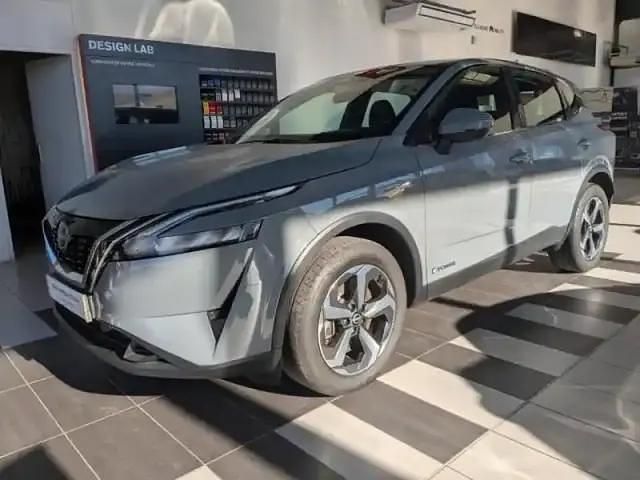 Rouge Occasion 2023 Nissan Qashqai SUV | 25 990 € (Bon prix) - Image 1/4