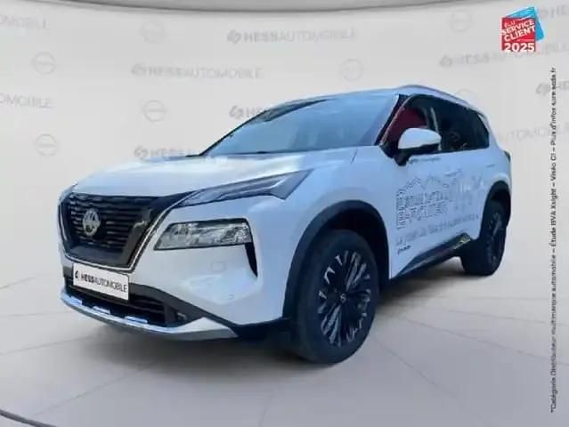 Blanc Occasion 2025 Nissan X-Trail Tekna SUV | 43 490 € (Prix cher) - Image 1/4