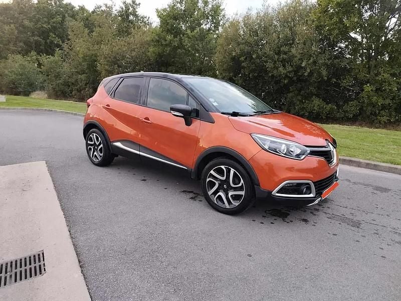 Orange Utilisé 2013 Renault Captur Intens SUV | 9 700 € (Prix juste) - Image 1/4