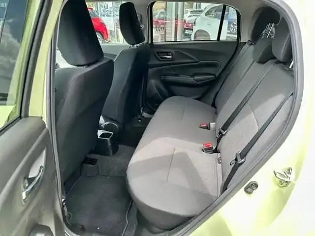 Occasion Suzuki Swift 83 ch (61 kW) 2025 Cool yellow toit mineral gray Berline