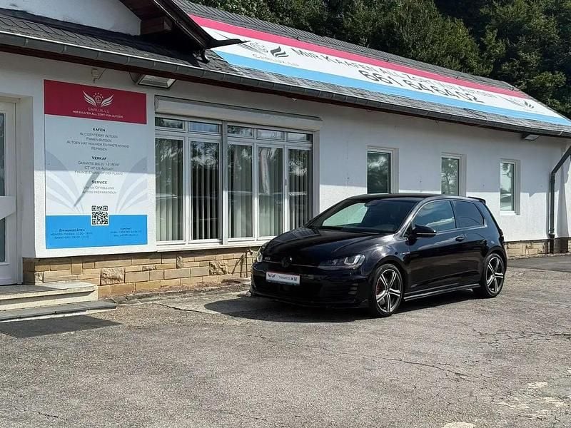 Noir Utilisé 2015 VW Golf VII GTI Citadine | 14 999 € (Bon prix) - Image 1/4