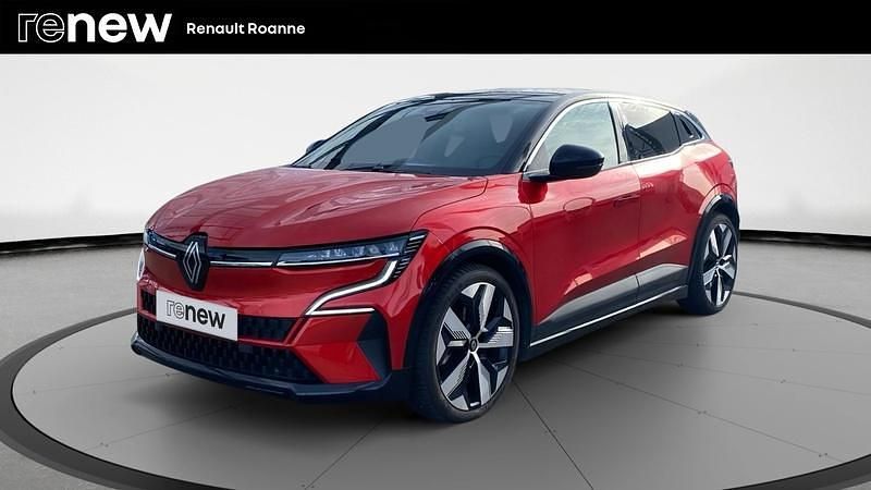 Rouge Occasion 2022 Renault Megane E-Tech Techno Berline | 23 490 € (Prix juste) - Image 1/4
