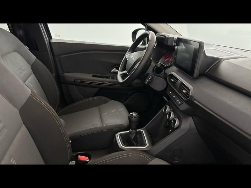 Image 2/4