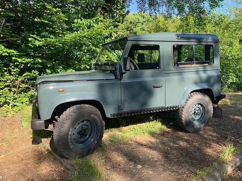 Utilisé 2001 Land Rover Defender SUV | 28 700 € - Image 1/4