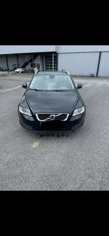 Utilisé 2010 Volvo V50 Summum Break | 6 500 € - Image 1/4