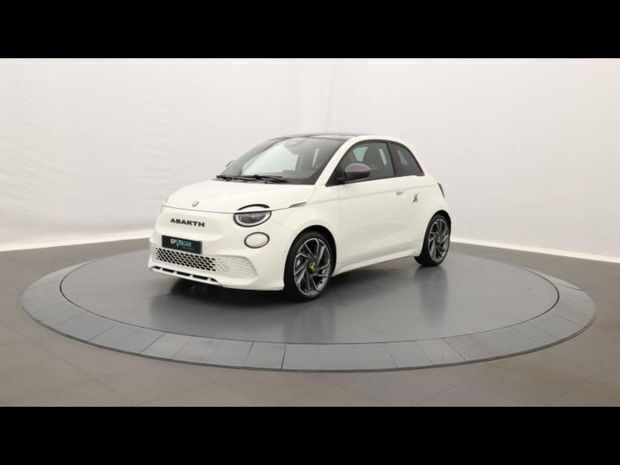 Blanc Nouvelle 2025 Abarth 500e Turismo Citadine | 31 990 € (Prix juste) - Image 1/4