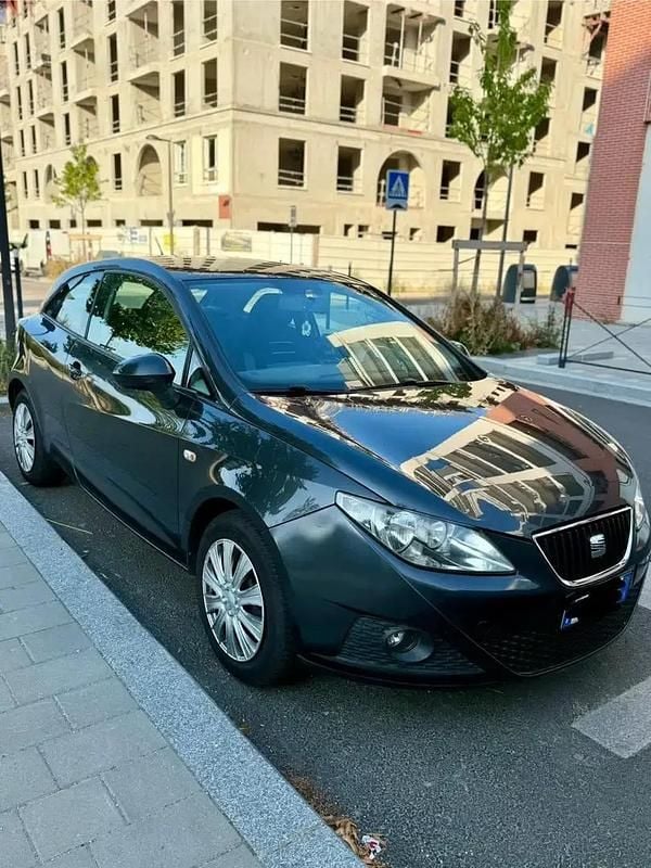 Noir Utilisé 2009 Seat Ibiza Berline | 2 700 € (Bon prix) - Image 1/4