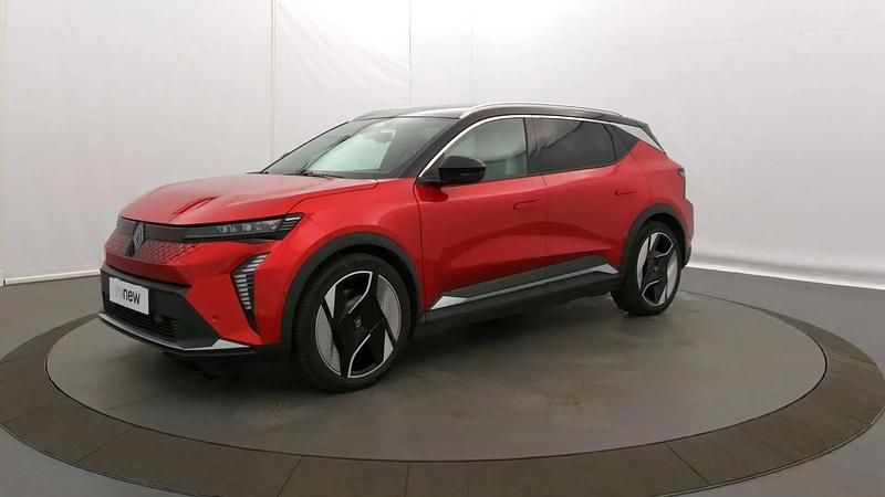 Rouge Occasion 2024 Renault Scenic E-Tech Iconic SUV | 34 980 € - Image 1/4