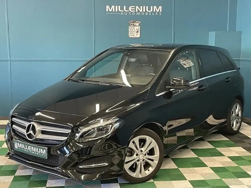 Noir Utilisé 2015 Mercedes B200 Business Monospace | 13 990 € - Image 1/4
