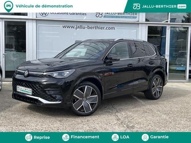 Gris Utilisé 2025 VW Tiguan R-line Edition SUV | 56 990 € - Image 1/4