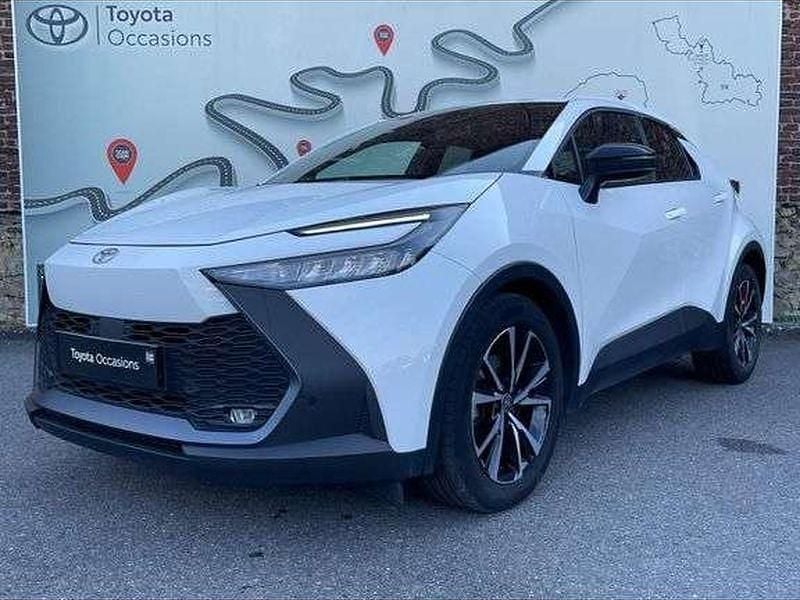 Utilisé 2024 Toyota C-HR Design SUV | 28 480 € - Image 1/1