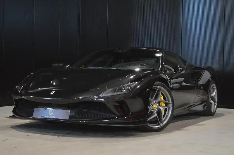 Noir Utilisé 2021 Ferrari F8 Coupé | 271 900 € - Image 1/4