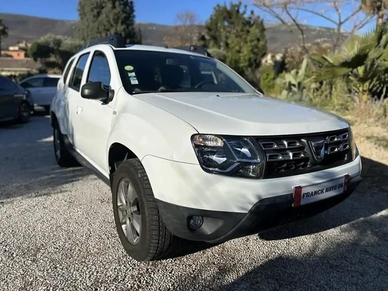 Blanc Occasion 2017 Dacia Duster Comfort SUV | 11 990 € (Bon prix) - Image 1/4