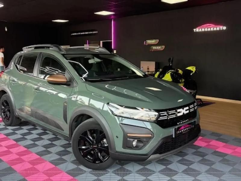 Vert Utilisé 2024 Dacia Sandero Extreme Citadine | 16 490 € (Prix juste) - Image 1/4