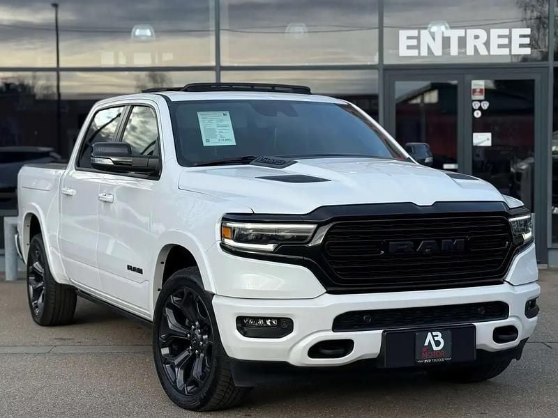 Noir Occasion 2023 Dodge Ram Limited Pick-up | 74 990 € (Bon prix) - Image 1/4