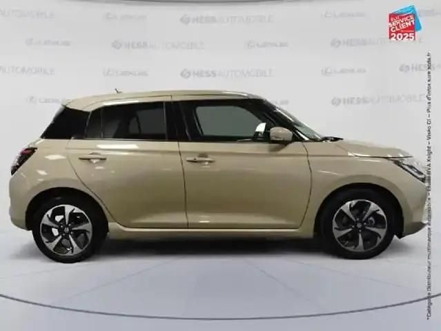 Occasion Suzuki Swift 84 ch (61 kW) 2025 Caravan ivory pearl metal Berline