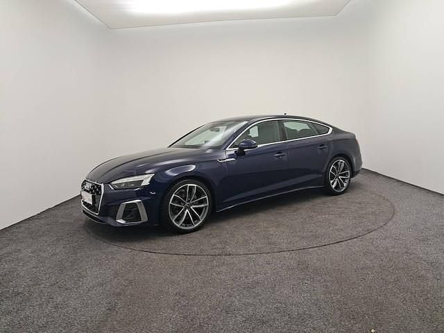 Bleue Utilisé 2023 Audi A5 Sportback S-Line Citadine | 59 990 € - Image 1/4