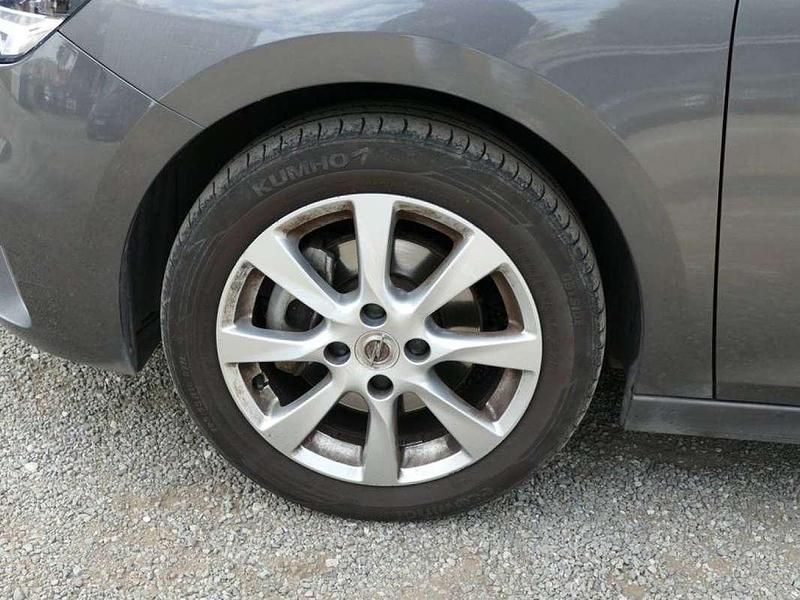 Image 4/4