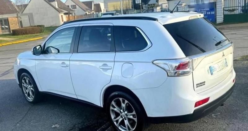 Occasion Mitsubishi Outlander Intense 150 ch (110 kW) 2014 SUV