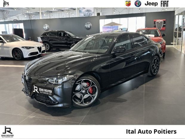 Noir Utilisé 2024 Alfa Romeo Giulia Veloce Berline | 46 490 € (Prix assez cher) - Image 1/4