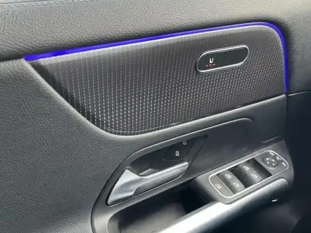 Occasion Mercedes GLA250 Business 2022 Gris montagne métallisé SUV