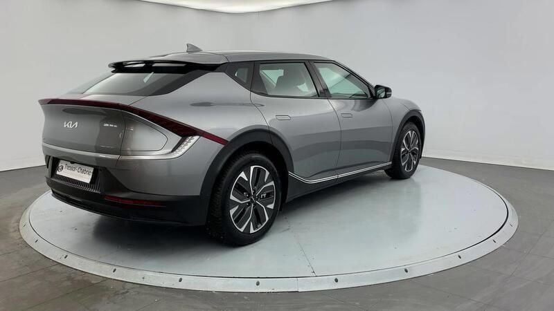 Image 2/4