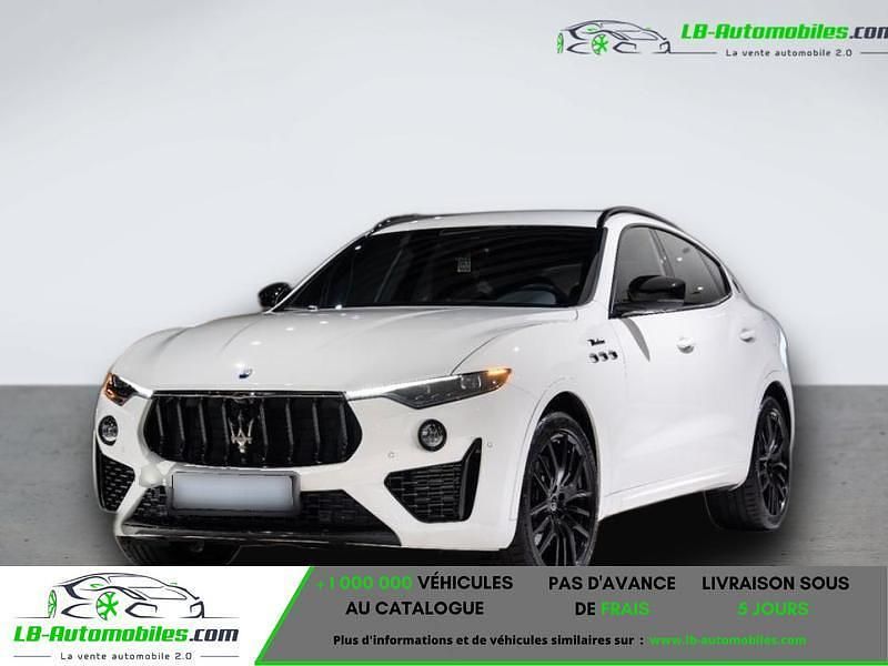 Utilisé 2024 Maserati Levante SUV | 78 100 € - Image 1/4