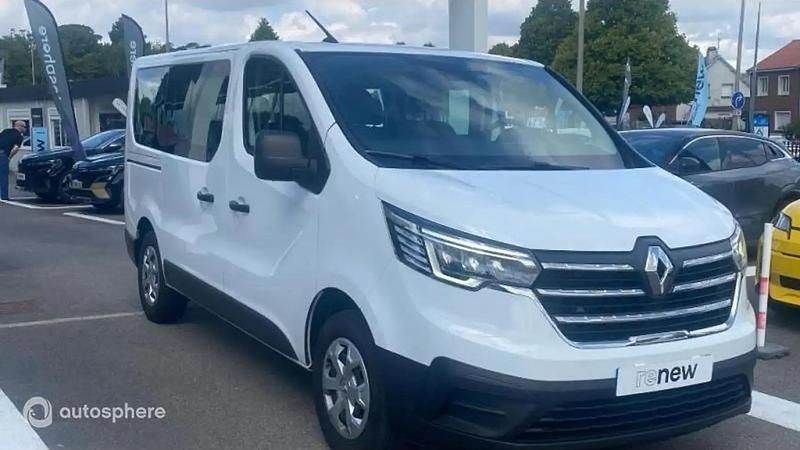 Utilisé 2023 Renault Trafic Intens Van | 34 999 € (Prix cher) - Image 1/4