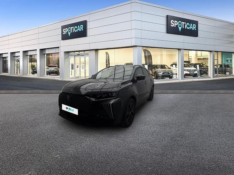 Gris Utilisé 2024 DS Automobiles DS7 Crossback Performance SUV | 38 190 € (Prix cher) - Image 1/4