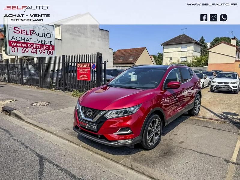 Rouge Utilisé 2018 Nissan Qashqai N-Connecta SUV | 11 500 € (Prix juste) - Image 1/4