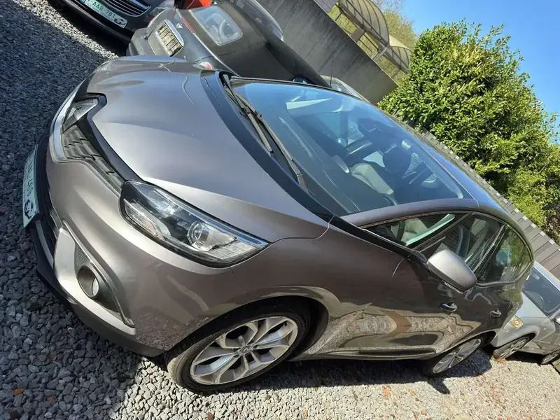 Gris Utilisé 2018 Renault Scénic IV Collection Monospace | 11 500 € (Prix juste) - Image 1/4