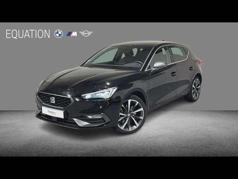 Occasion Seat Leon FR 152 ch (111 kW) 2020 Noir minuit métallisée Berline