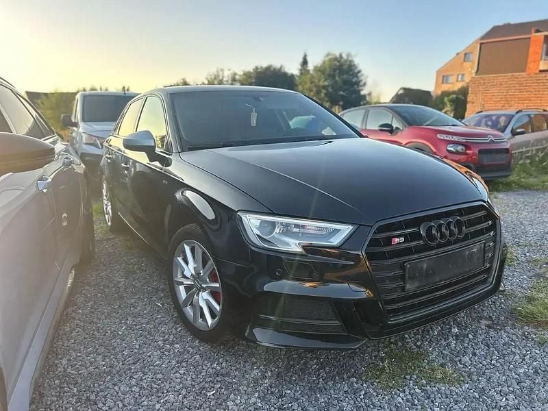 Utilisé 2018 Audi A3 Sportback S-Line Berline | 11 400 € (Super prix) - Image 1/4