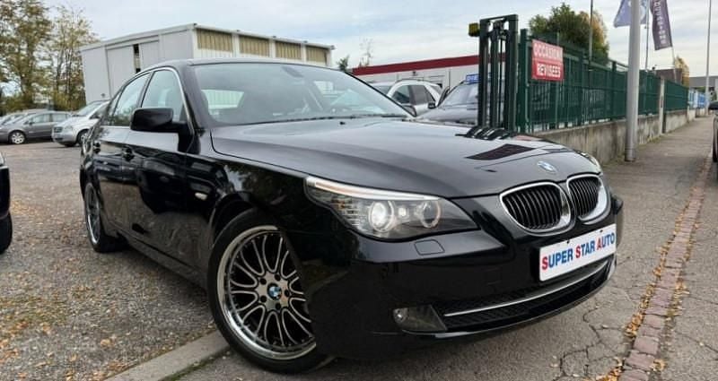 Noir Occasion 2009 BMW 523 Berline | 10 990 € - Image 1/4