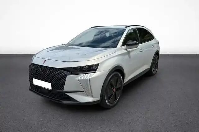 Beige Utilisé 2024 DS Automobiles DS7 Crossback Performance SUV | 36 989 € (Prix assez cher) - Image 1/4