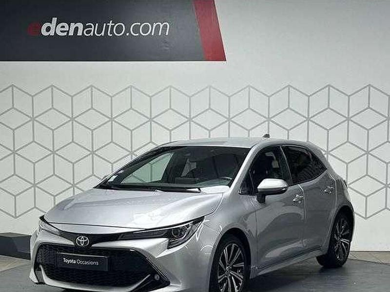 Utilisé 2022 Toyota Corolla Design Berline | 21 500 € (Prix juste) - Image 1/1
