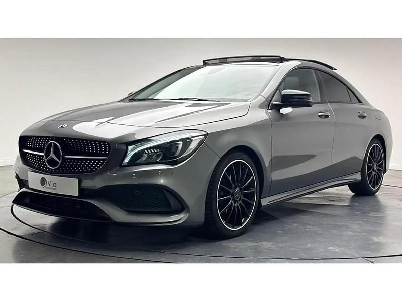 Gris Utilisé 2017 Mercedes CLA180 AMG Berline | 19 490 € (Bon prix) - Image 1/4