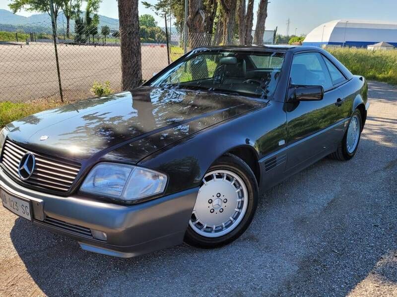 Noir Occasion 1991 Mercedes 300 Cabriolet | 23 000 € - Image 1/4