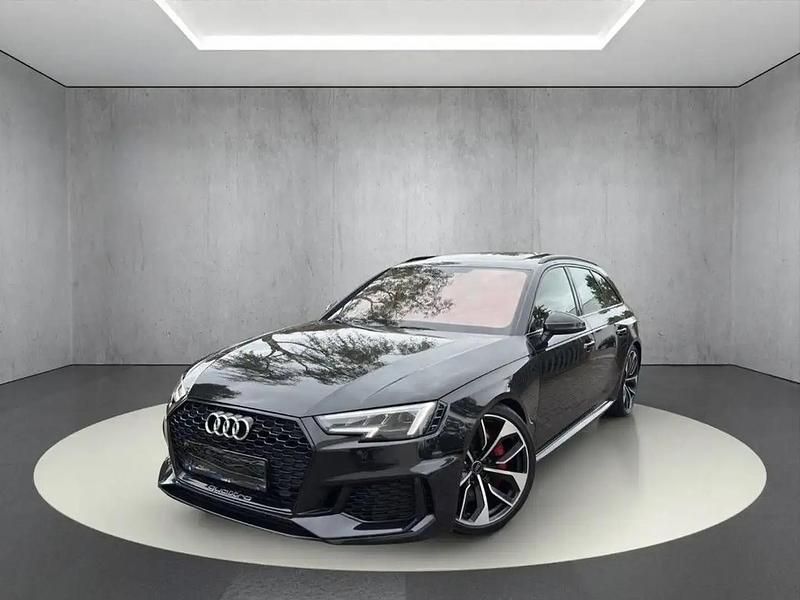 Noir Utilisé 2018 Audi RS4 Sport Break | 53 970 € (Prix juste) - Image 1/4