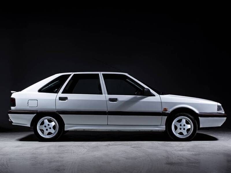 Blanc Utilisé 1992 Renault 21 Berline | 6 900 € - Image 1/4