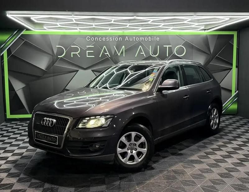 Noir Occasion 2010 Audi Q5 Ambiente SUV | 10 990 € (Prix juste) - Image 1/4
