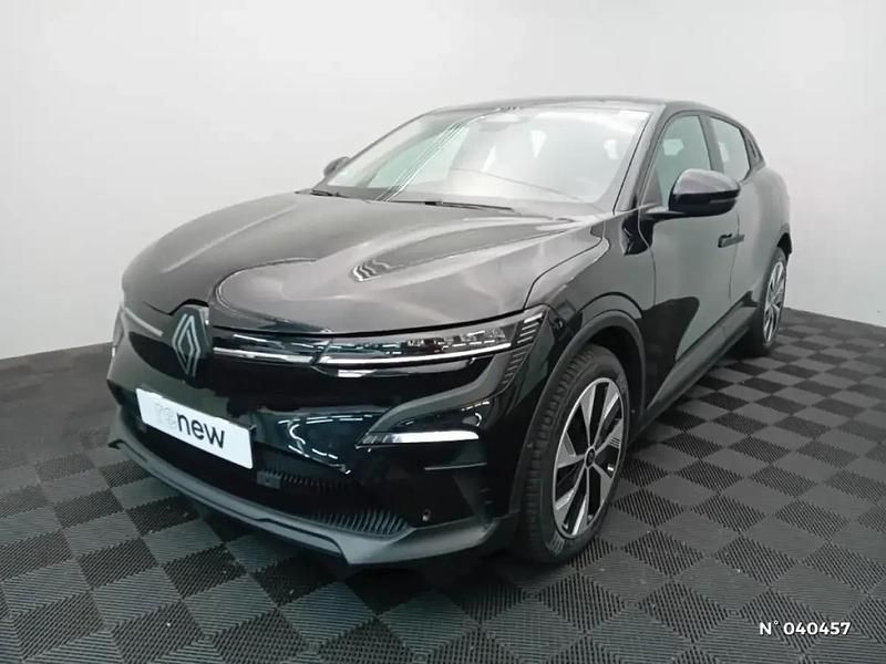 Noir Utilisé 2022 Renault Mégane Evolution | 20 490 € (Prix juste) - Image 1/4