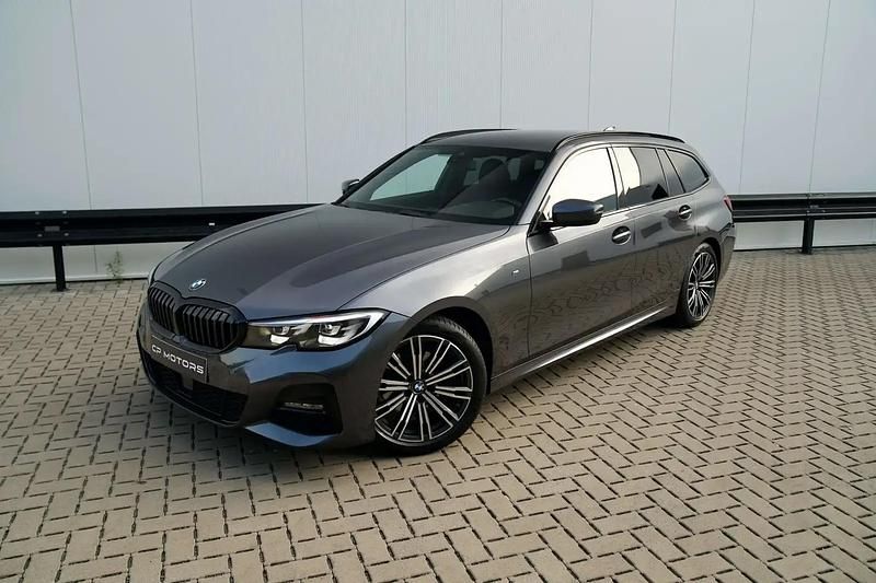 Gris Utilisé 2020 BMW 320 M Sport Break | 29 995 € (Prix juste) - Image 1/4
