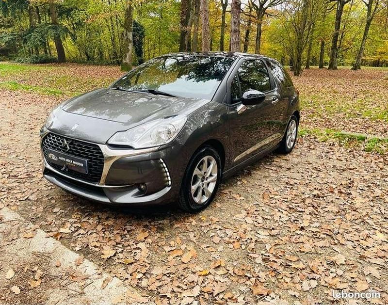 Occasion DS Automobiles DS3 So Chic 101 ch (74 kW) 2018 Gris Berline