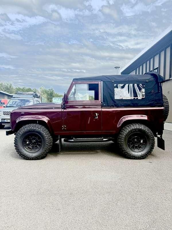 Occasion Land Rover Defender 122 ch (89 kW) 2014 Rouge SUV