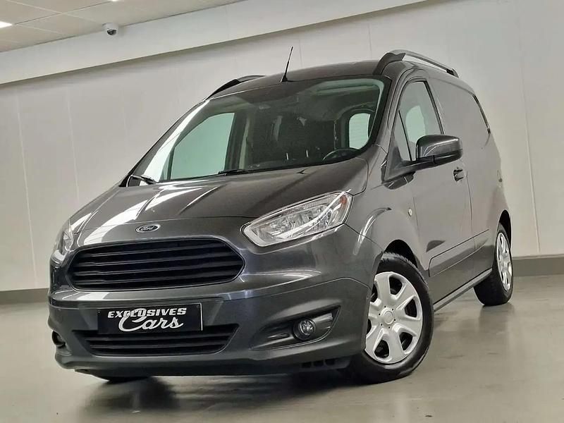 Gris Utilisé 2016 Ford Courier Monospace | 8 900 € - Image 1/4