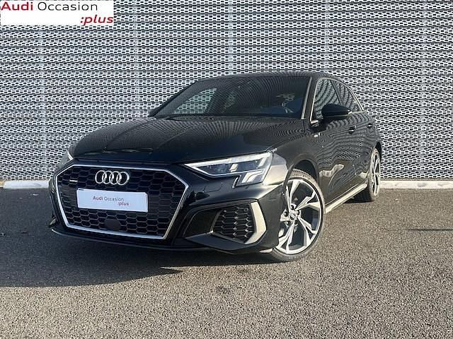 Noir mythe métallisé Occasion 2023 Audi A3 S-Line | 38 990 € (Prix juste) - Image 1/4