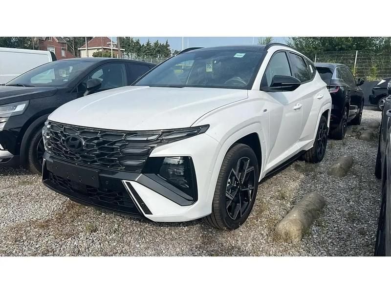 Blanc Nouvelle 2025 Hyundai Tucson N Line SUV | 42 990 € (Prix assez cher) - Image 1/4