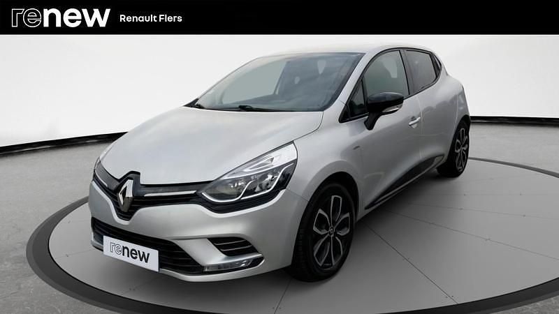 Gris Utilisé 2017 Renault Clio IV LIMITED Citadine | 10 370 € (Prix juste) - Image 1/4