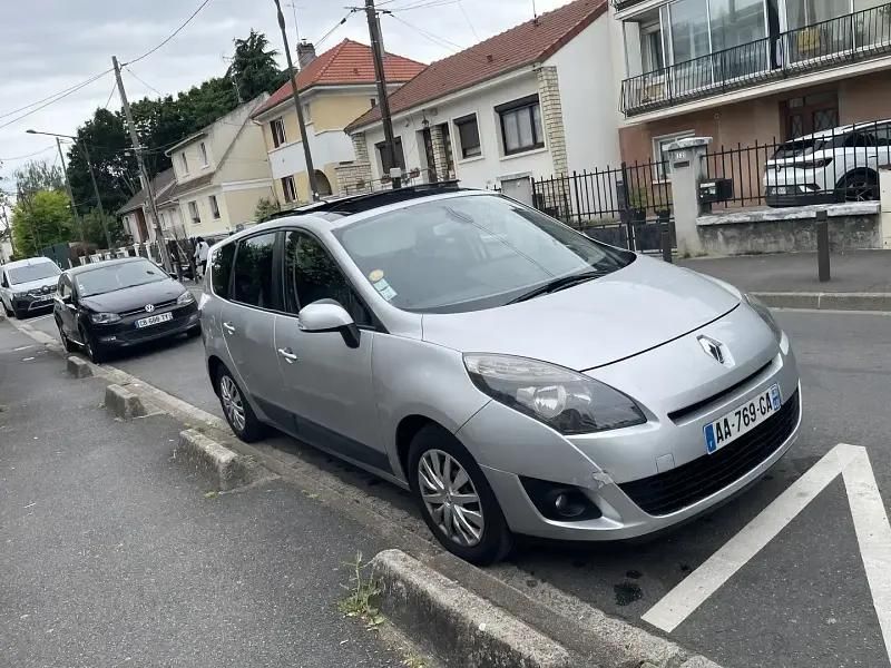 Gris Utilisé 2009 Renault Grand Scénic III Dynamique Monospace | 4 950 € (Bon prix) - Image 1/4